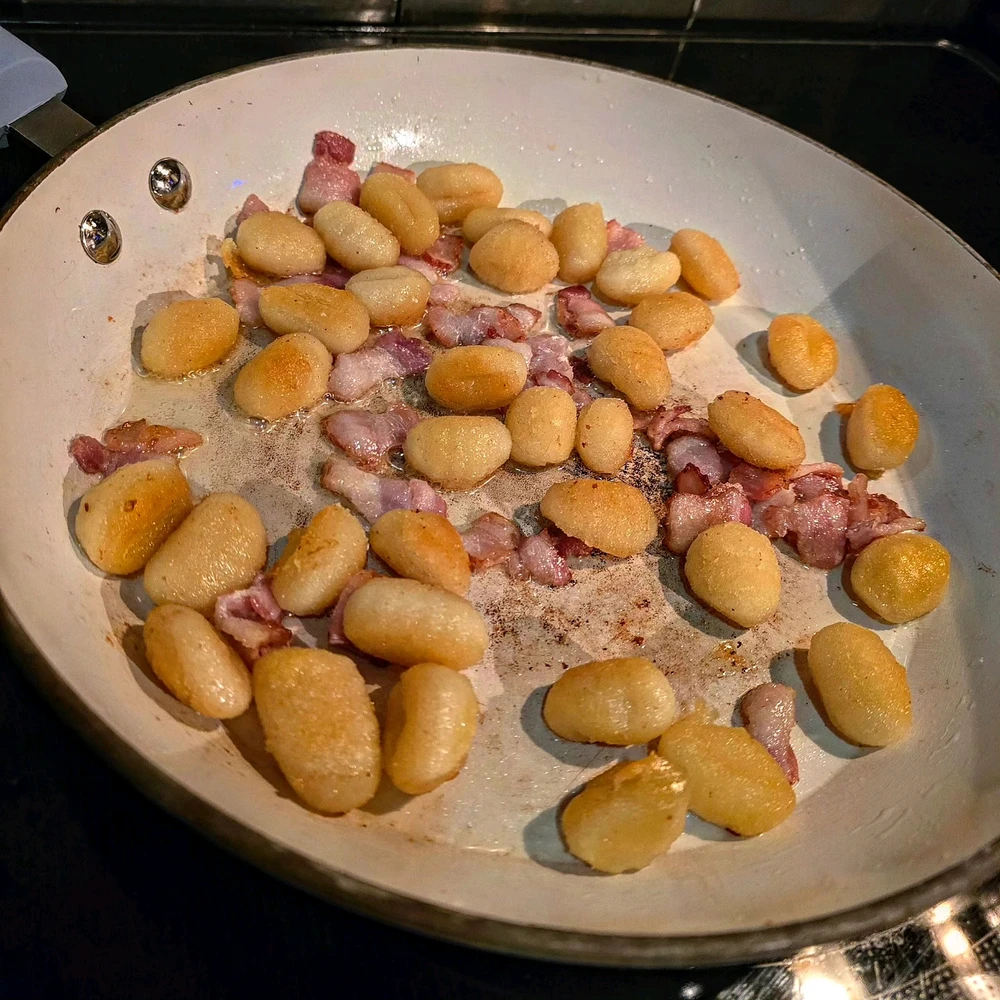 Gambar diunggah dening Tarik