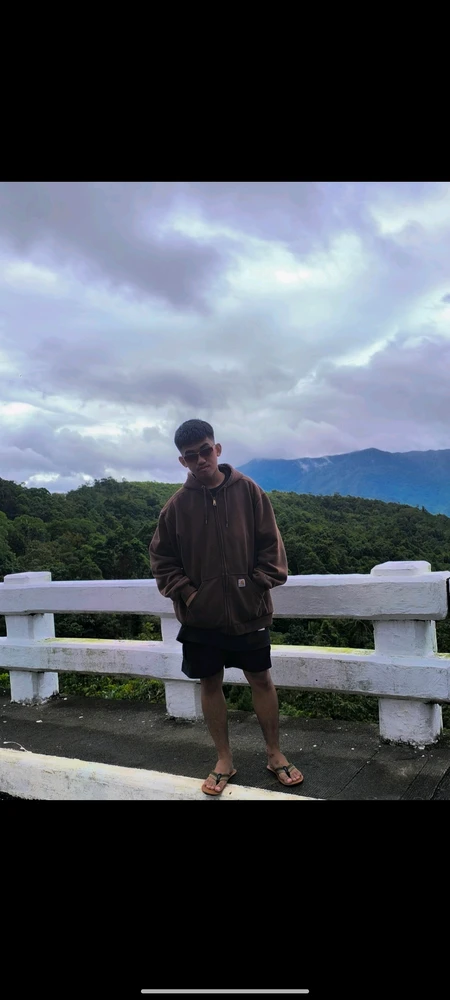 Gi-upload ni Renz ang hulagway