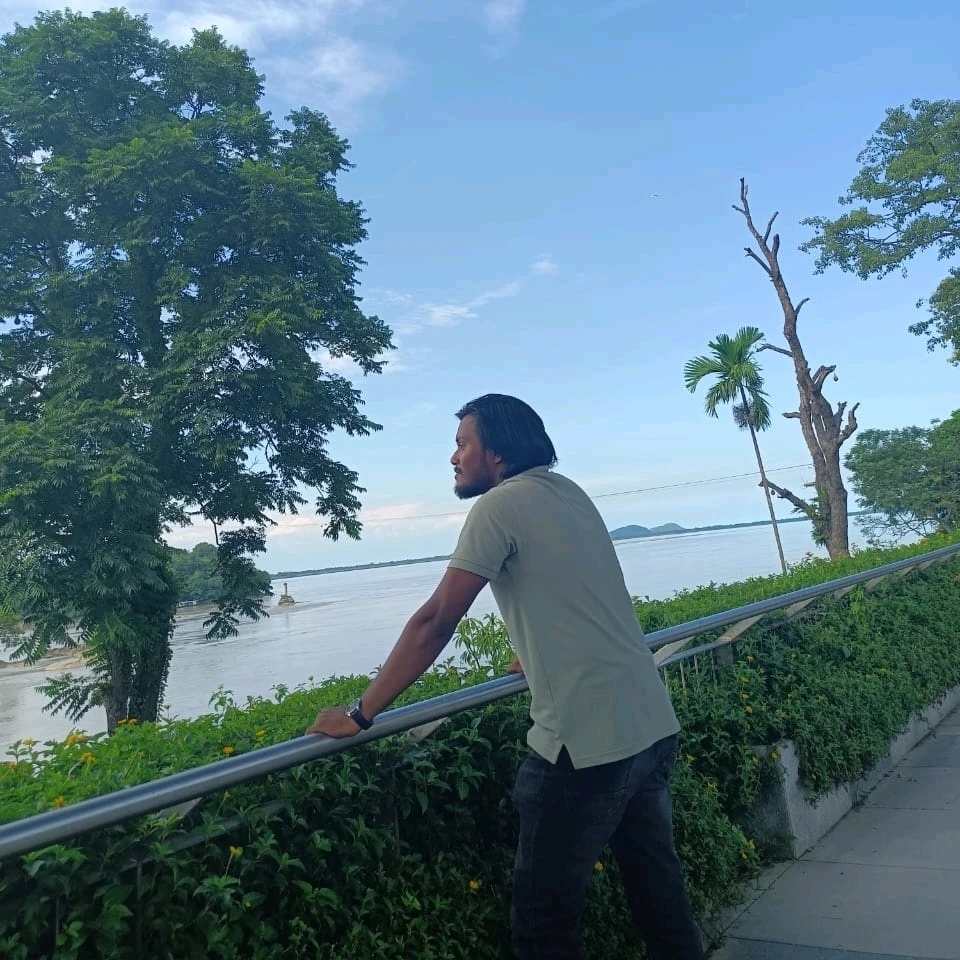 GIF gi-upload ni Aniket