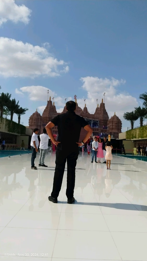 GIF na in-upload ni Siddharth Khadatkar
