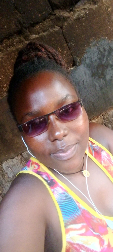 Duab xa los ntawm Namuwonge Sarah
