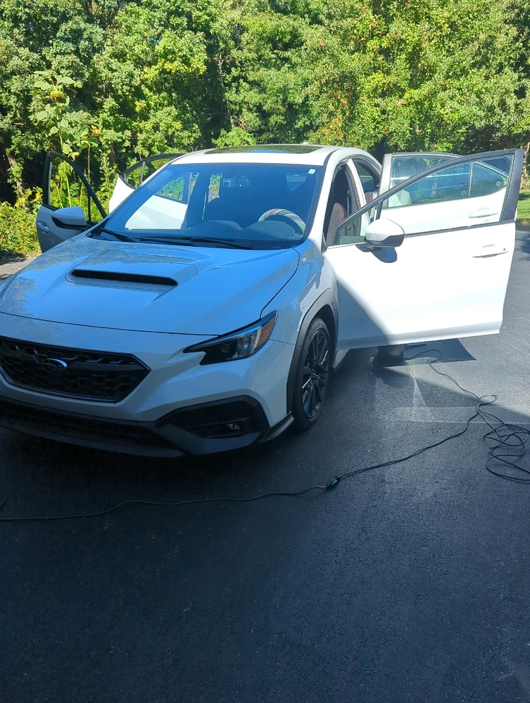 GIF diunggah dening Joey