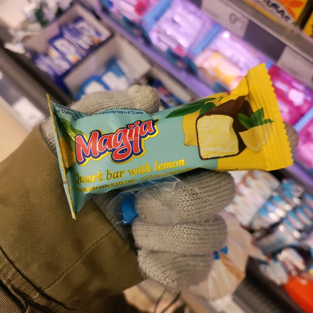 GIF uploaded by Sofija