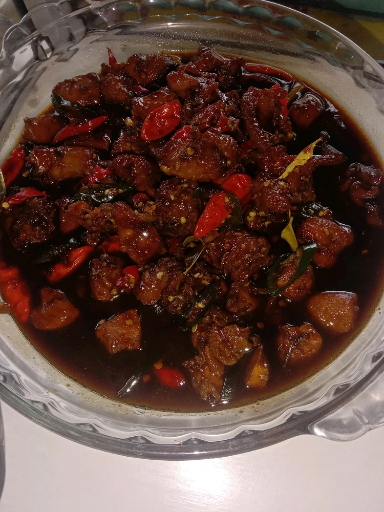 GIF uploaded by Agatha