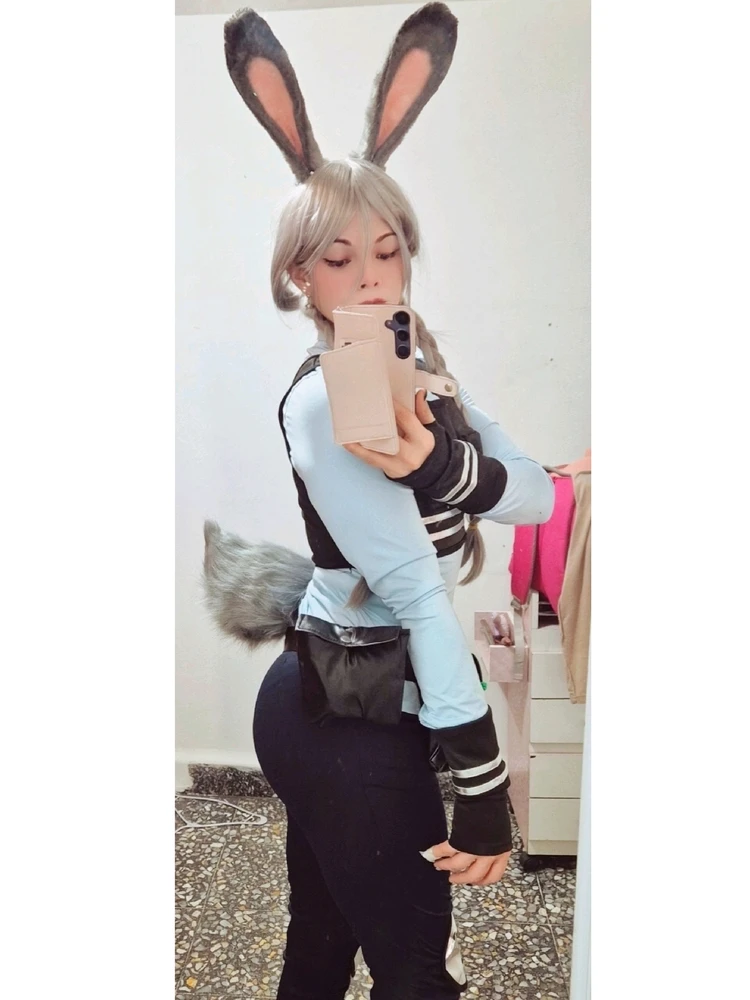 Judy hopps cosplay