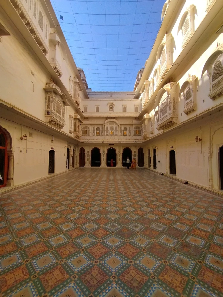 GIF uploaded by Hitesh Harsh