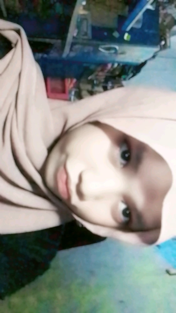 GIF diunggah oleh fira