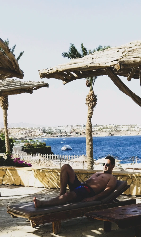 GIF yashyizweho na Mohamed