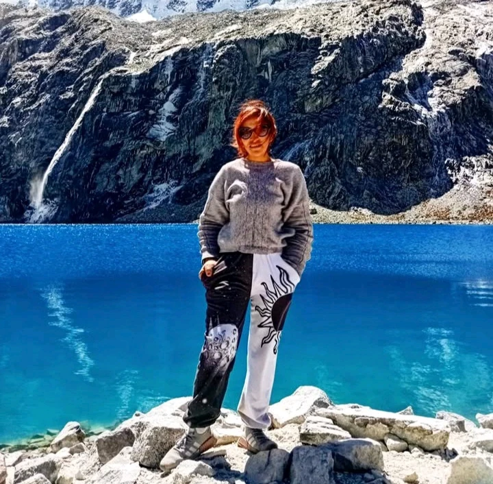 GIF yashyizweho na Ingrid