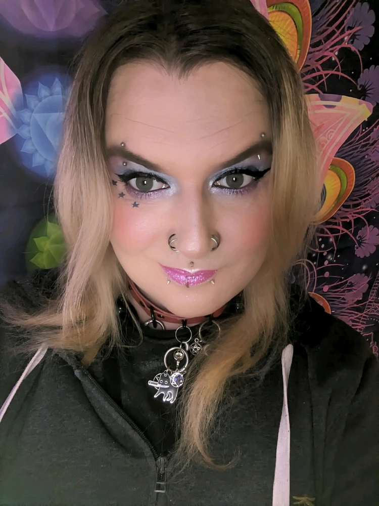 GIF uploaded by Stephie neko