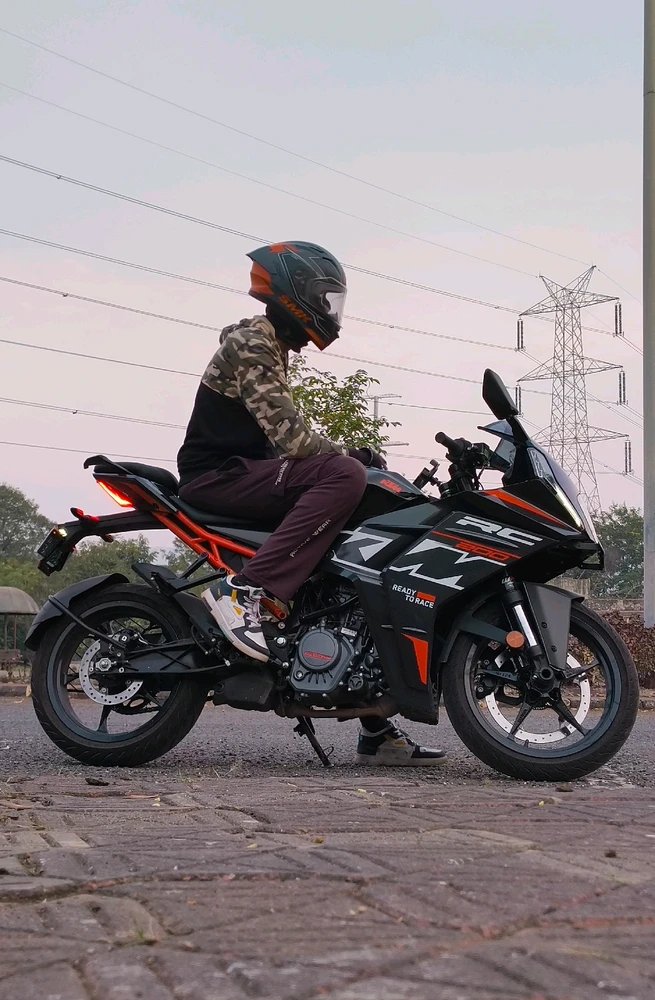 GIF uploaded by Onkar