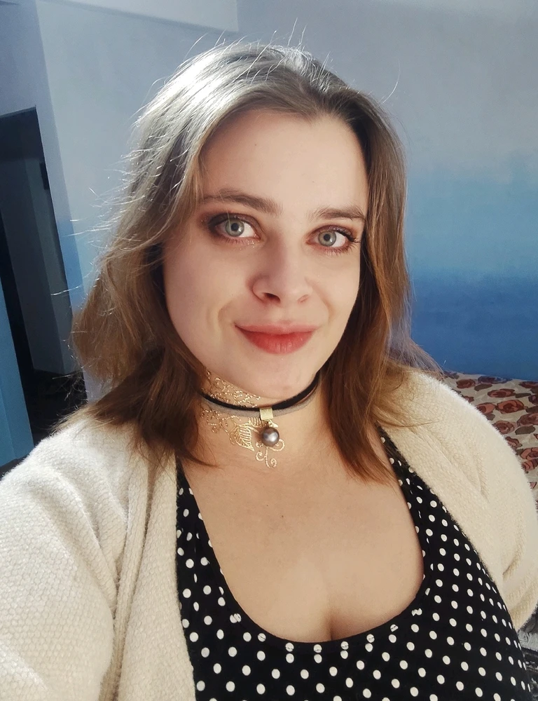 GIF Lisa tarapyndan ýüklenen
