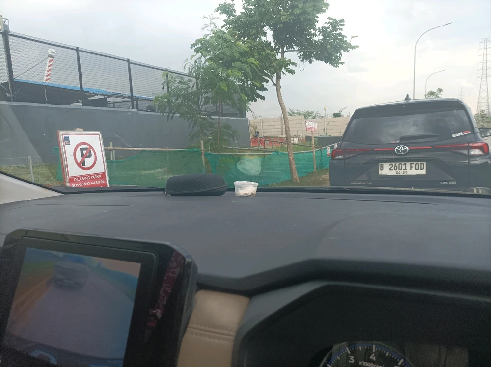 GIF diunggah oleh Dean