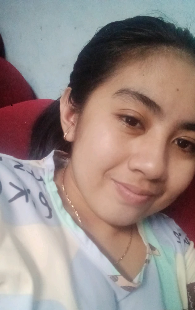 GIF diunggah oleh Enah