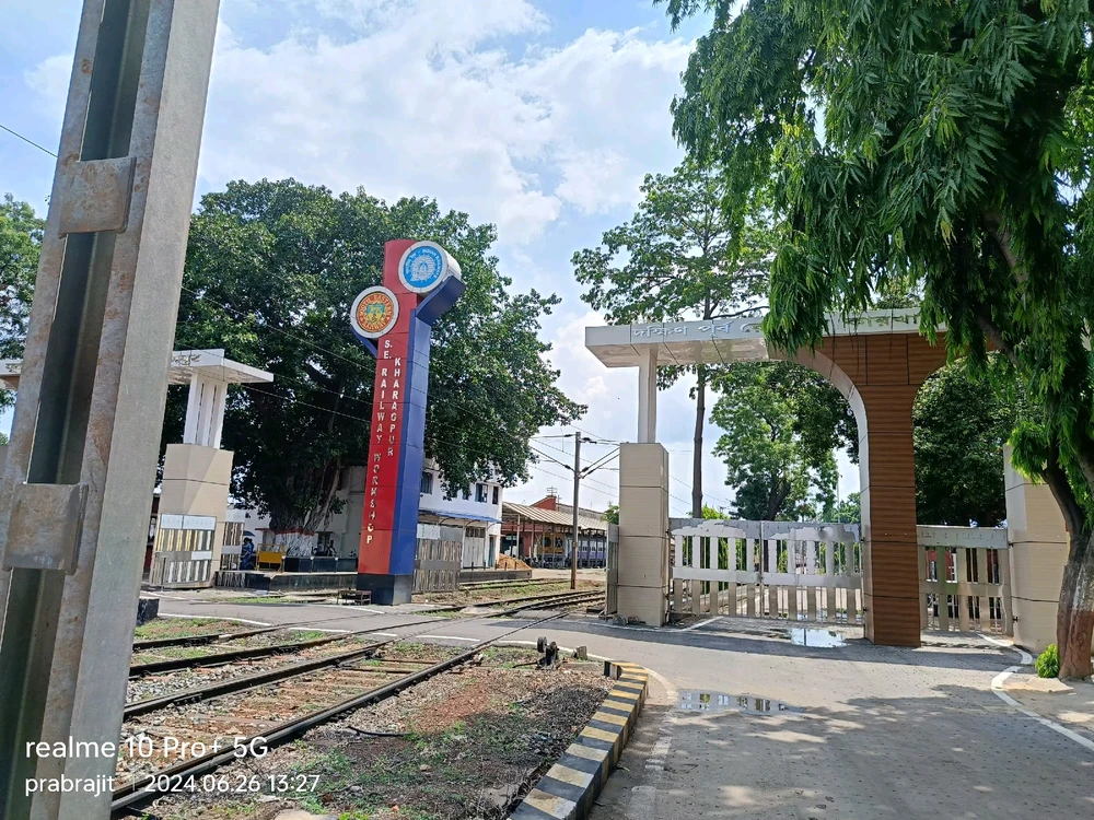 I-upload ni Prabrajit Dey ang larawan