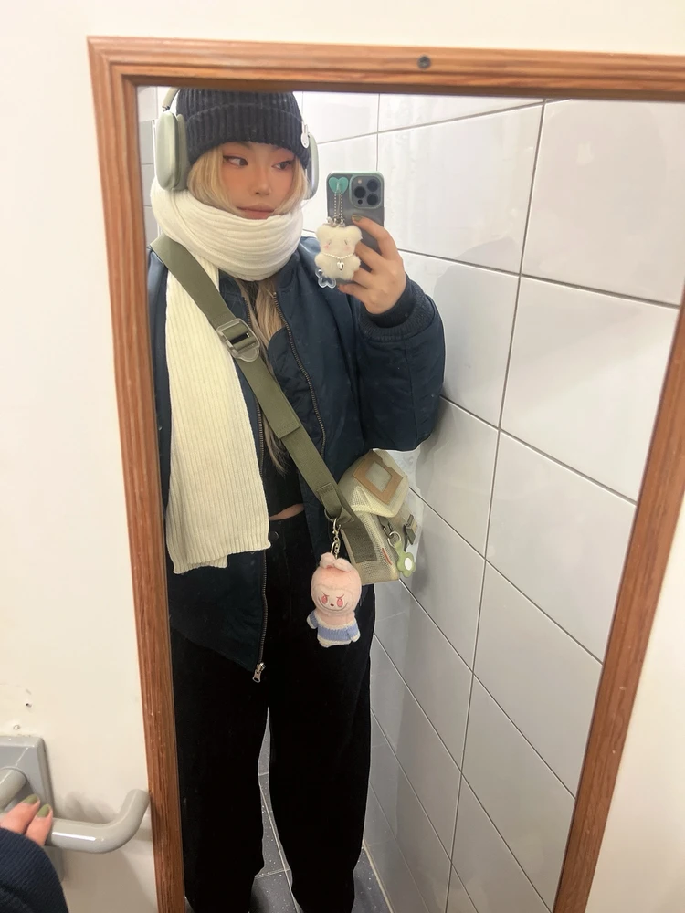 GIF uploaded by Thu