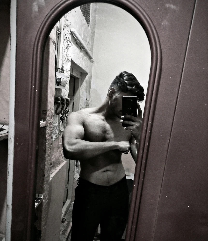 GIF رفعها Keshav harsh