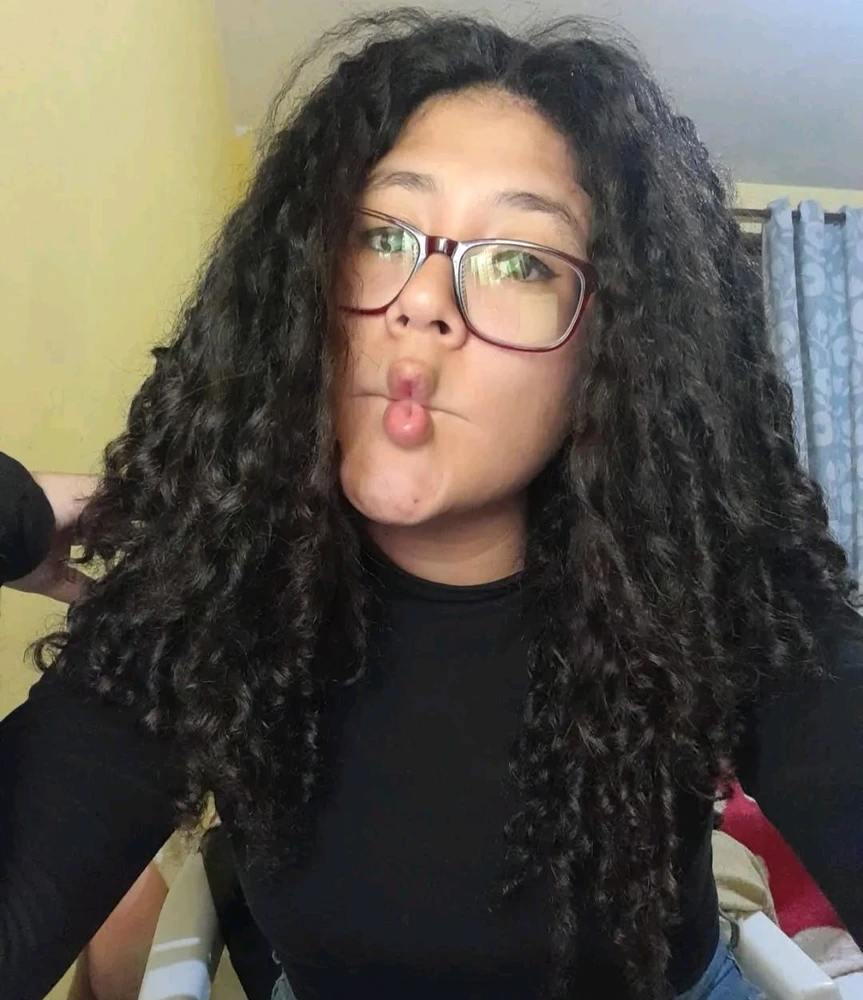 GIF uploaded by Camila