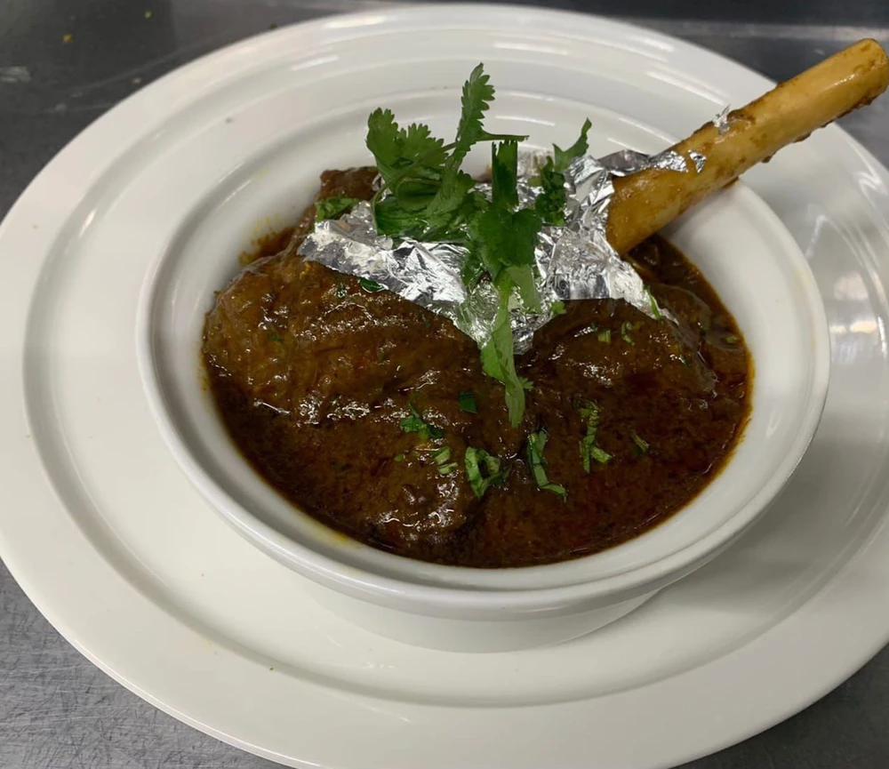 GIF gi-upload ni chef Javed