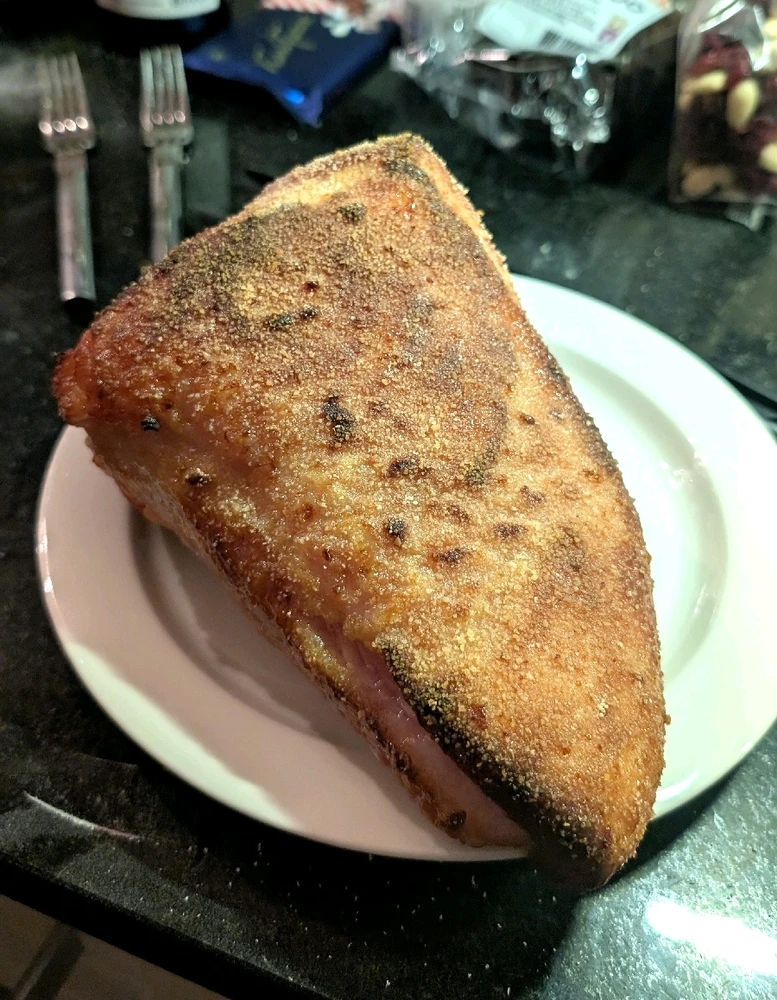 Tada! Uppdaterar sen när jag skär upp den men den luktar grymt gott 🤤