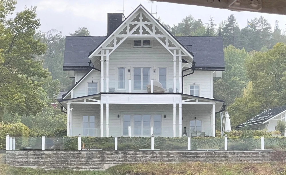 Gambar diunggah dening aileen