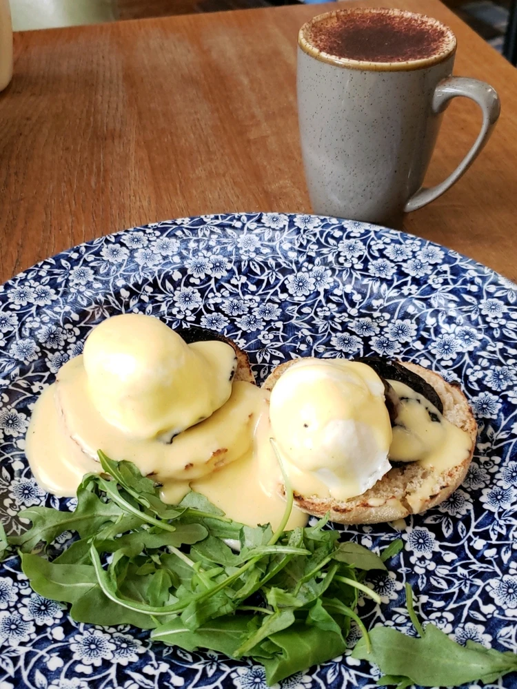 GIF uploaded by A༗