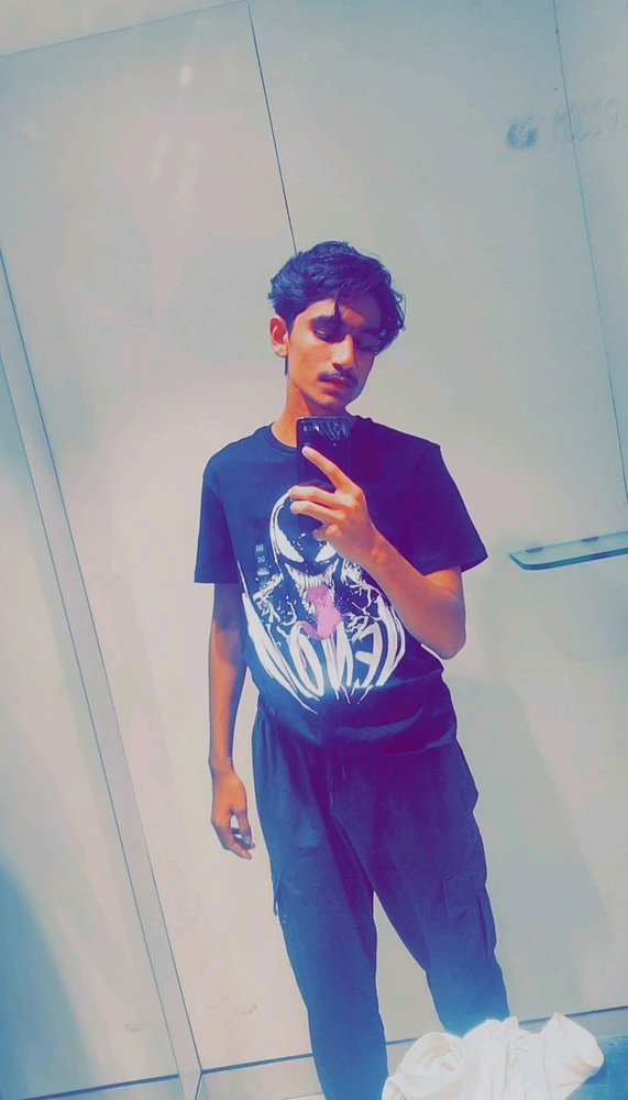 Gi-upload ni Sahil ali ang hulagway