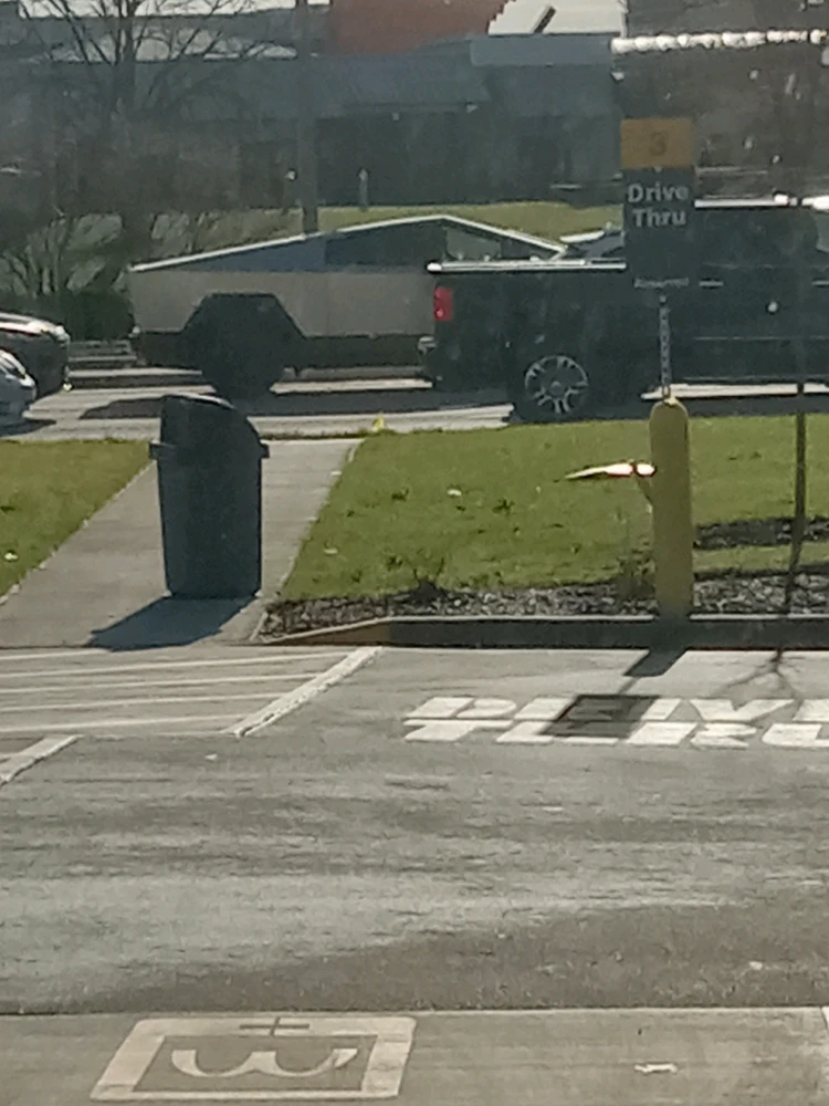 GIF uploaded by Na3101