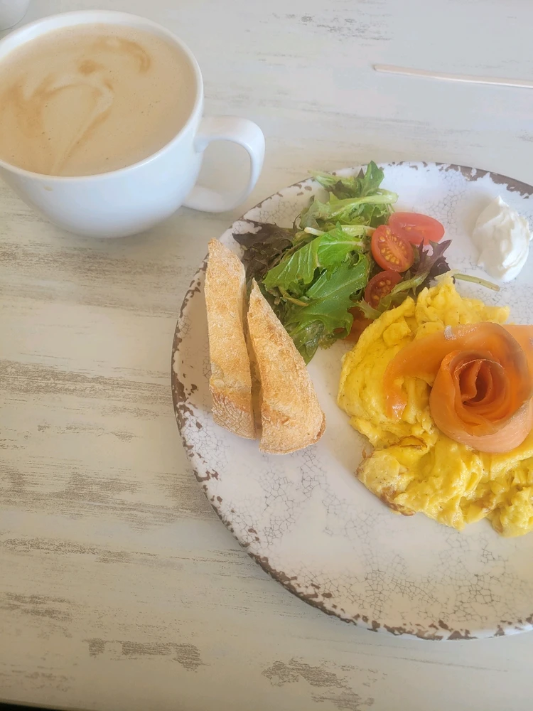 GIF diunggah dening Prince