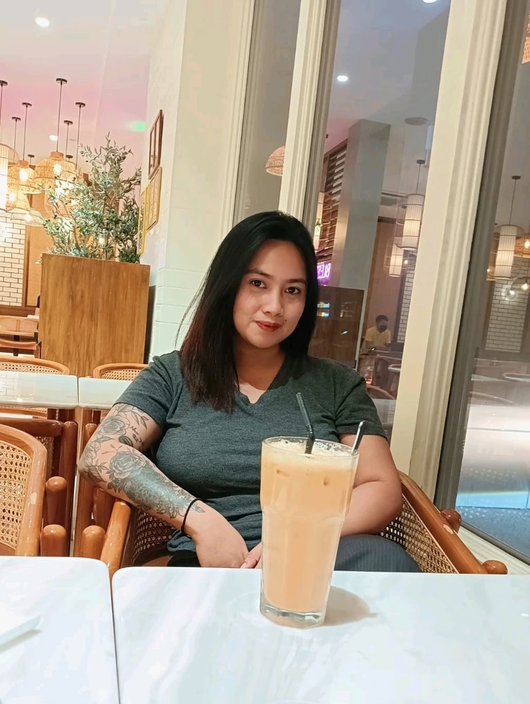 GIF gi-upload ni Aeesha Khadija ✨