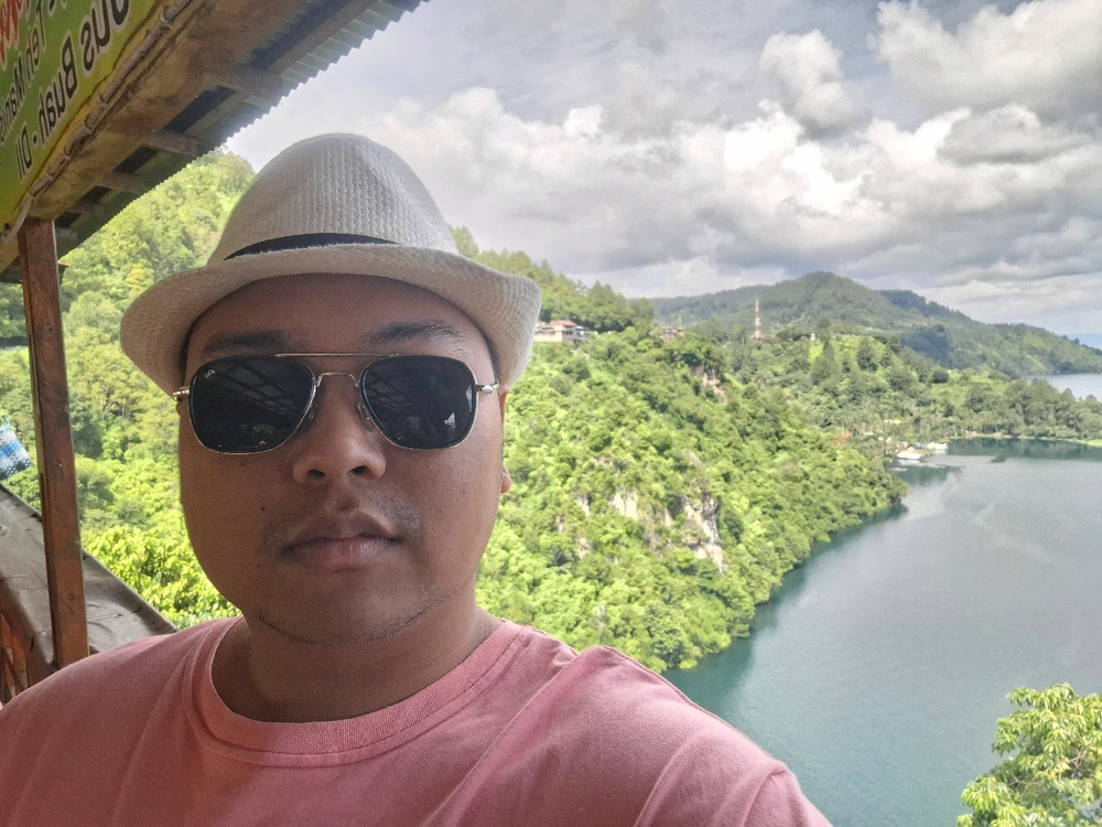 I-upload ni Edo ang larawan