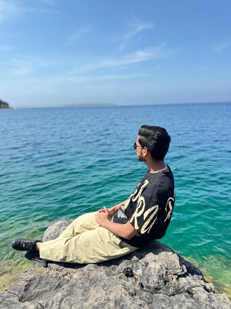 GIF uploaded by Ayaan