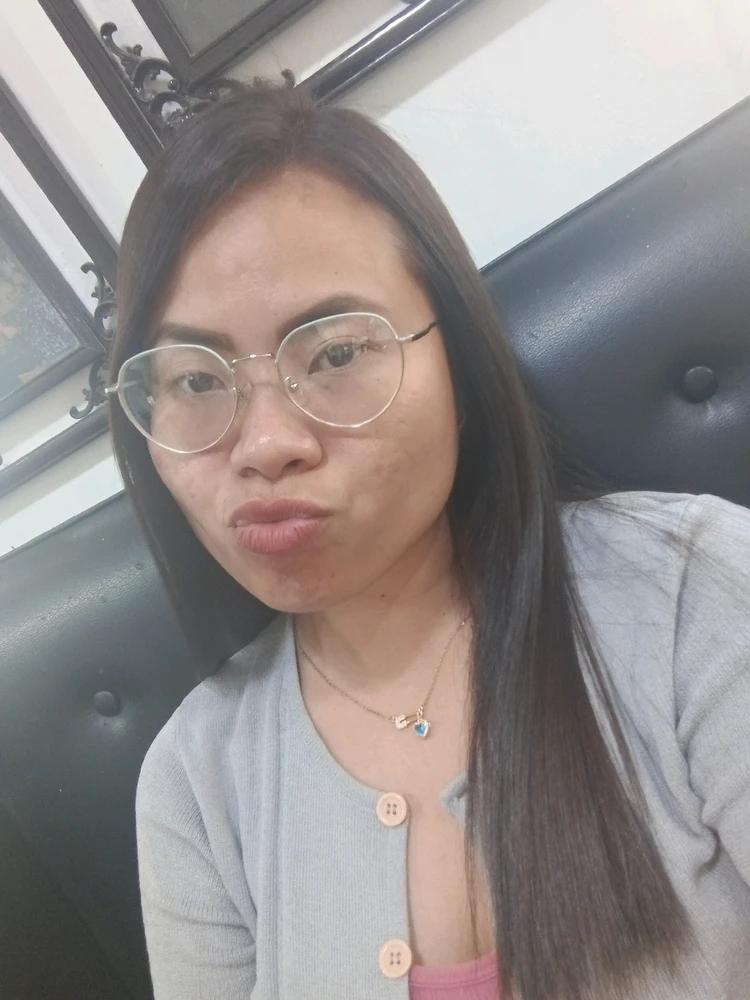 I-upload ni Shelyte ang larawan