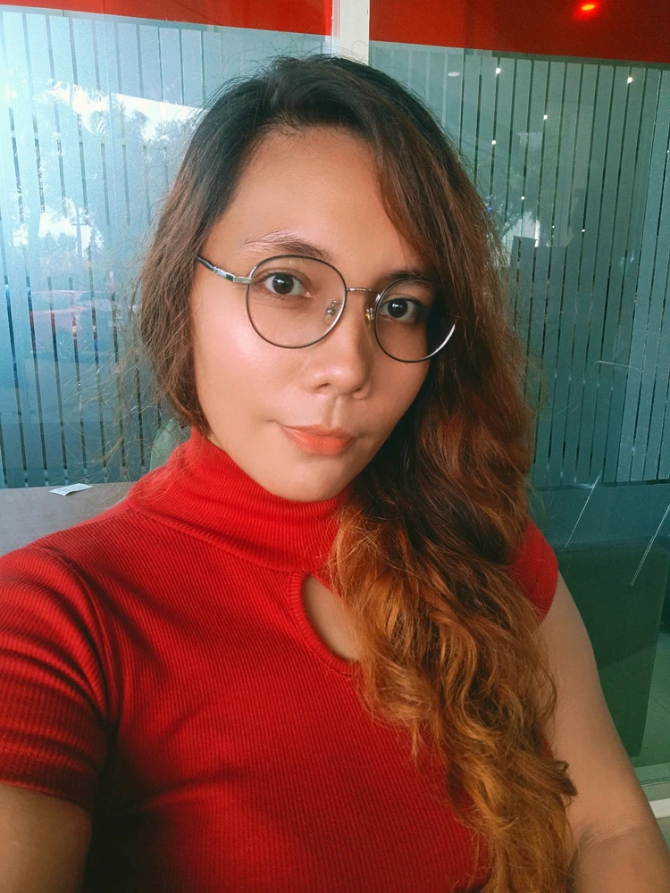 GIF diunggah oleh Sarah Grace