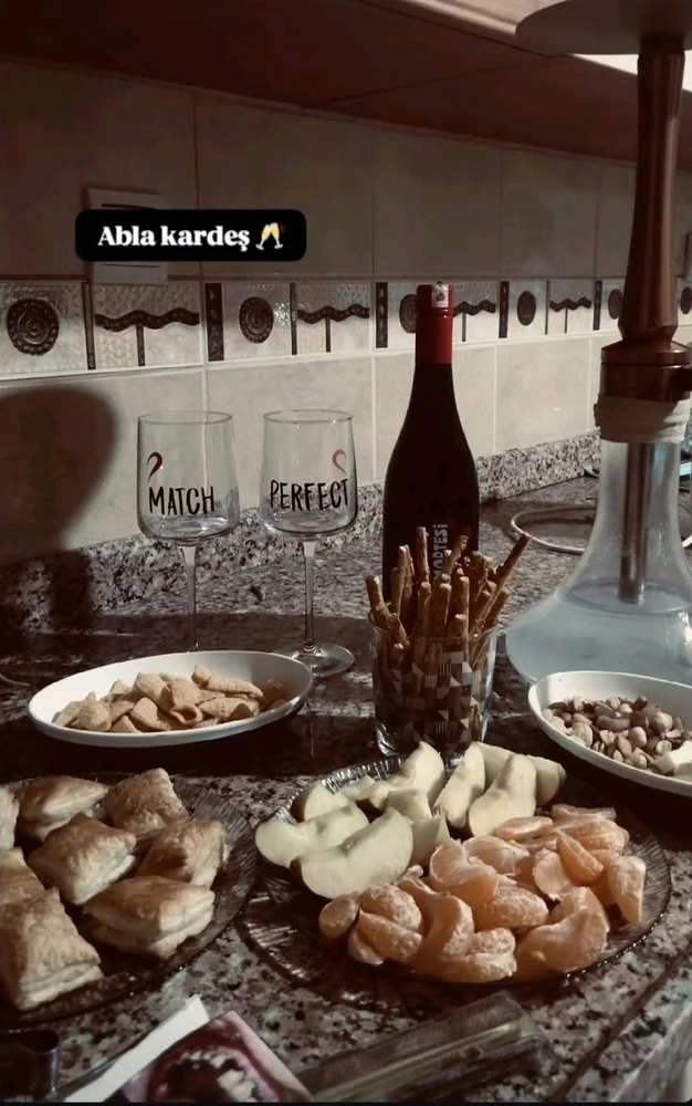 ރ  İlayda tarafından yüklenen GIF