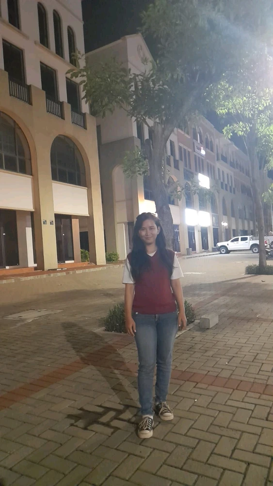 GIF diunggah oleh Dena