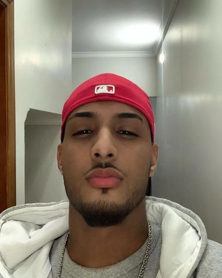 Hola soy nuevo, quiero conocer ❤️