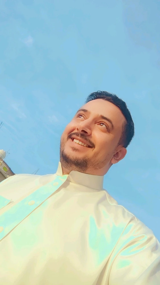 GIF رفعها Malek