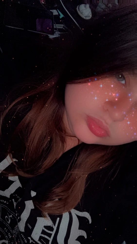 I-upload ni Annie ang larawan