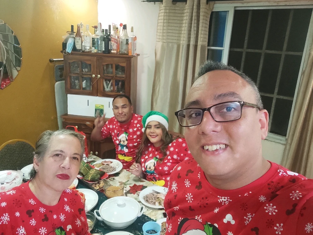 Feliz Navidad 🥳🎂🎉🎄