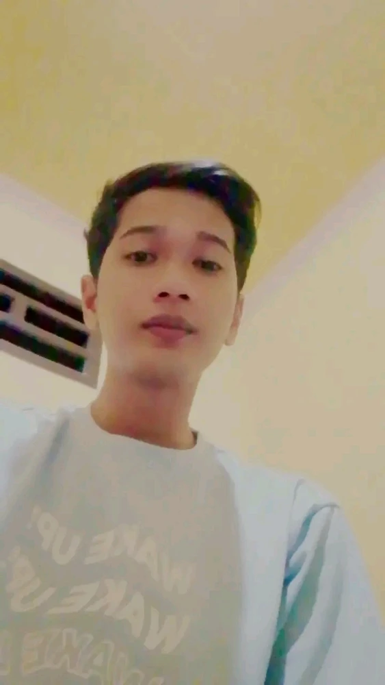 GIF diunggah oleh catur pamungkas