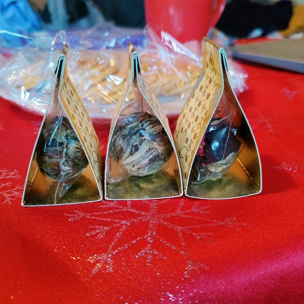 GIF uploaded by Sofija