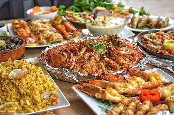 GIF uploaded by Mourad