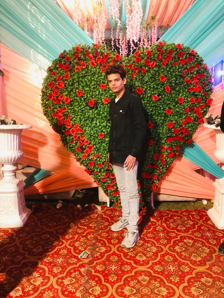 GIF uploaded by Muddssir