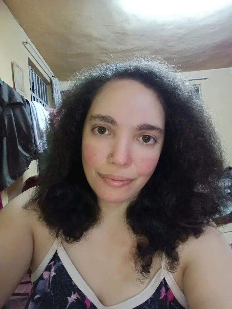 GIF uploaded by Bella