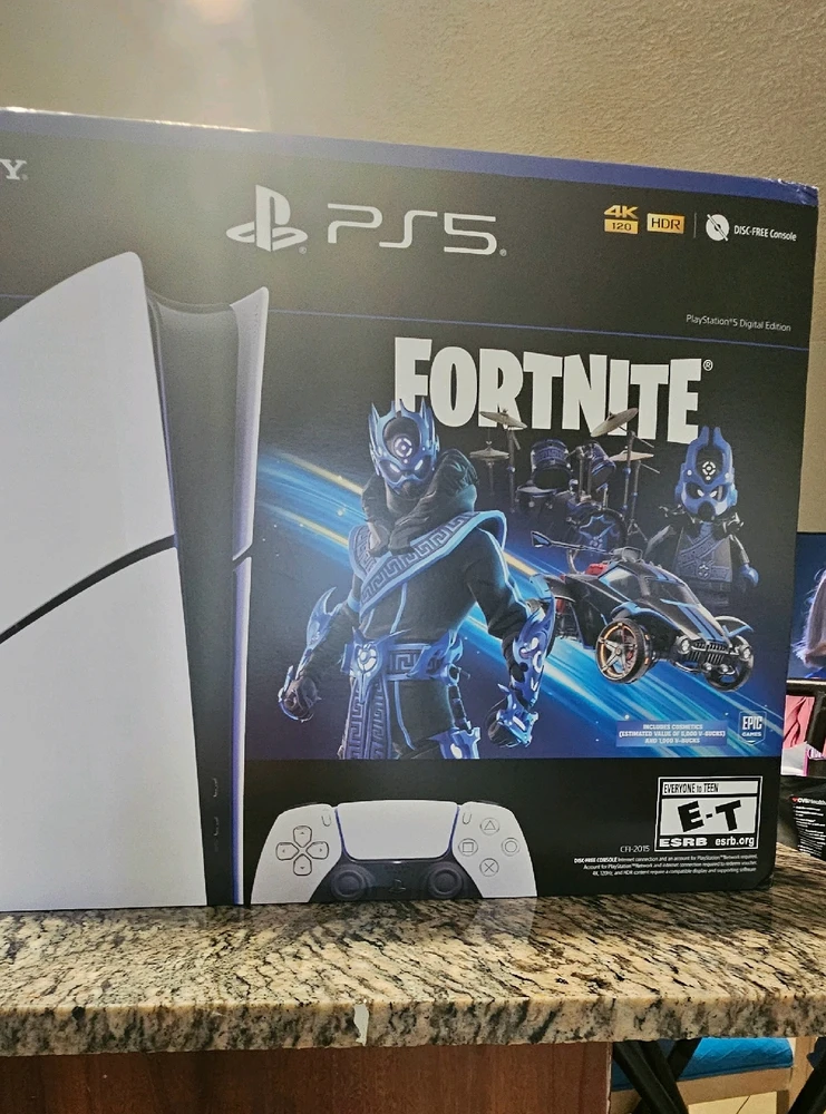 GIF uploaded by Liza