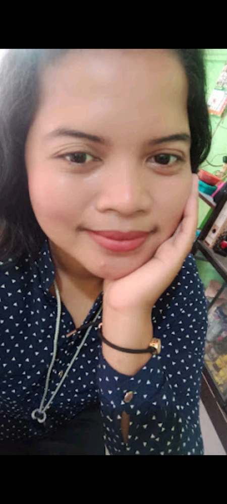 GIF uploaded by Agatha