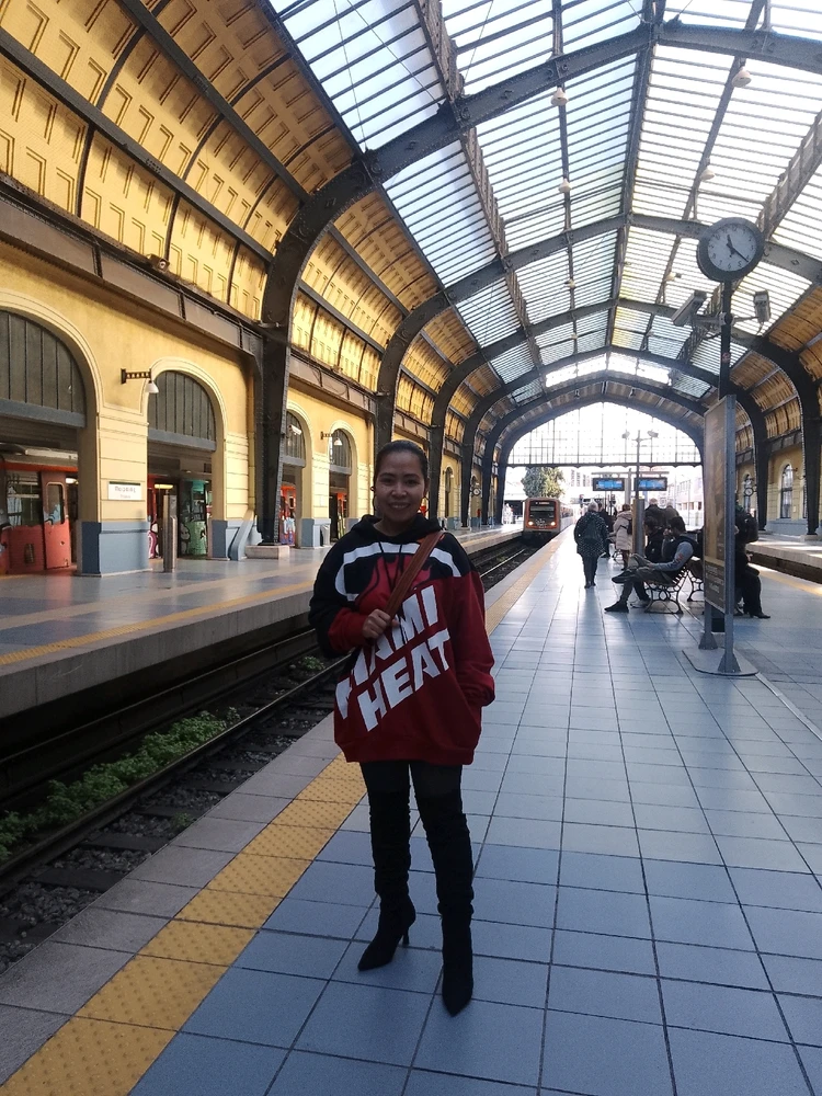 GIF uploaded by Moneth