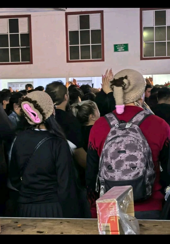 GIF diunggah dening Carlos