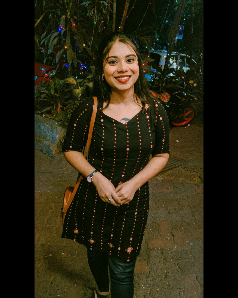 GIF na in-upload ni Sonali dutta